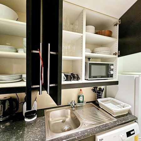 Modern Hyde Park Home With Private Entrance & Private Back Patio Near Bayswater & Paddington Stations London Ngoại thất bức ảnh