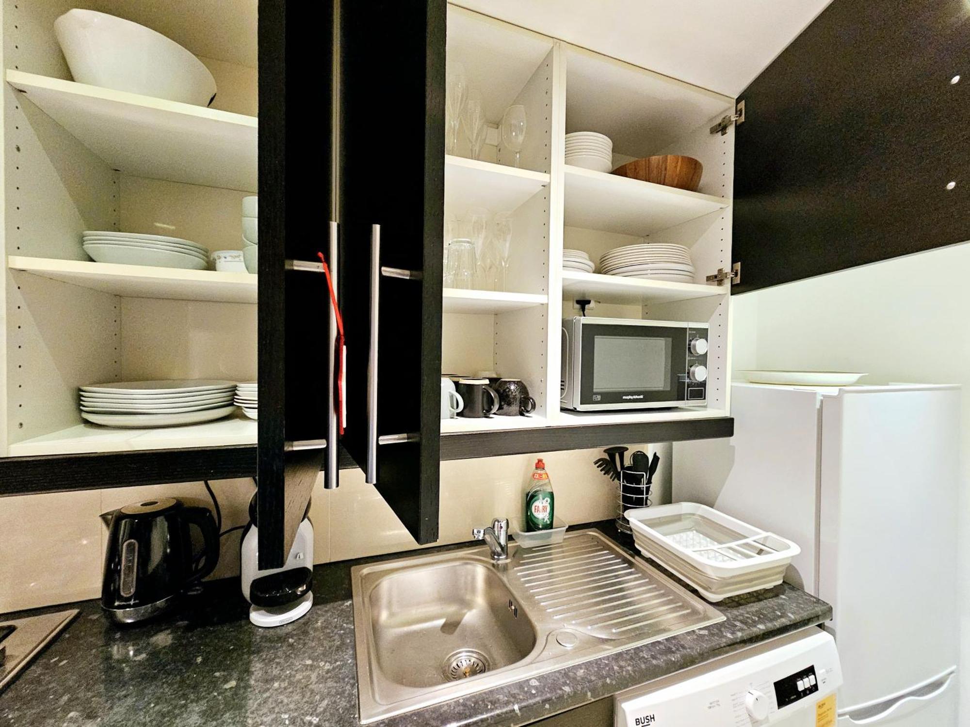 Modern Hyde Park Home With Private Entrance & Private Back Patio Near Bayswater & Paddington Stations London Ngoại thất bức ảnh